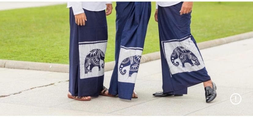 Matching Batik Sarong & Lungi Pairs thumbnail 3