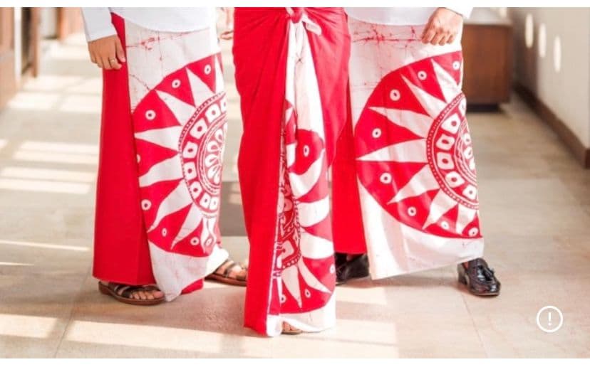 Matching Batik Sarong & Lungi Pairs thumbnail 6